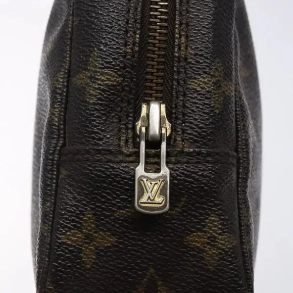 LOUIS VUITTON Monogram Trousse Toilette 23 Clutch Bag